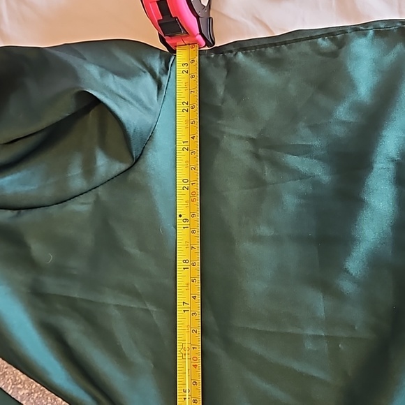 Green And Black Tunic Size 2XL - Picture 3 of 9